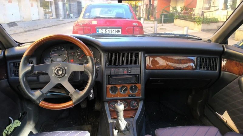 Audi 80 20Е 16V, снимка 10 - Автомобили и джипове - 53136569