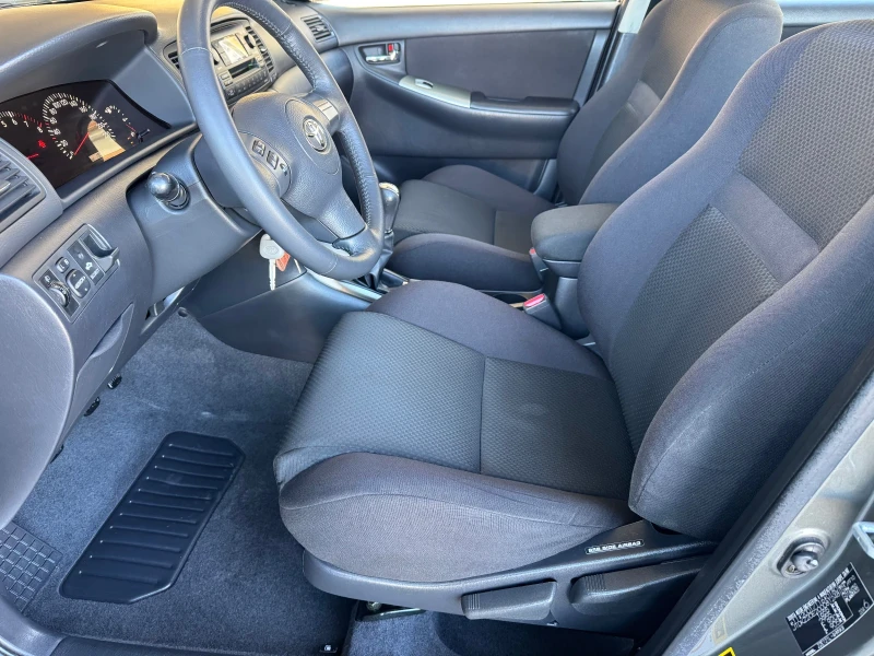 Toyota Corolla 1, 6 VVT-i* FACELIFT* 110 KC* ИТАЛИЯ* КАТО НОВА, снимка 13 - Автомобили и джипове - 53180899