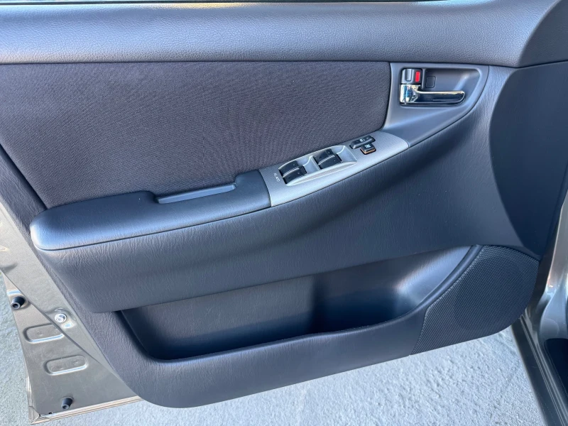 Toyota Corolla 1, 6 VVT-i* FACELIFT* 110 KC* ИТАЛИЯ* КАТО НОВА, снимка 16 - Автомобили и джипове - 53180899