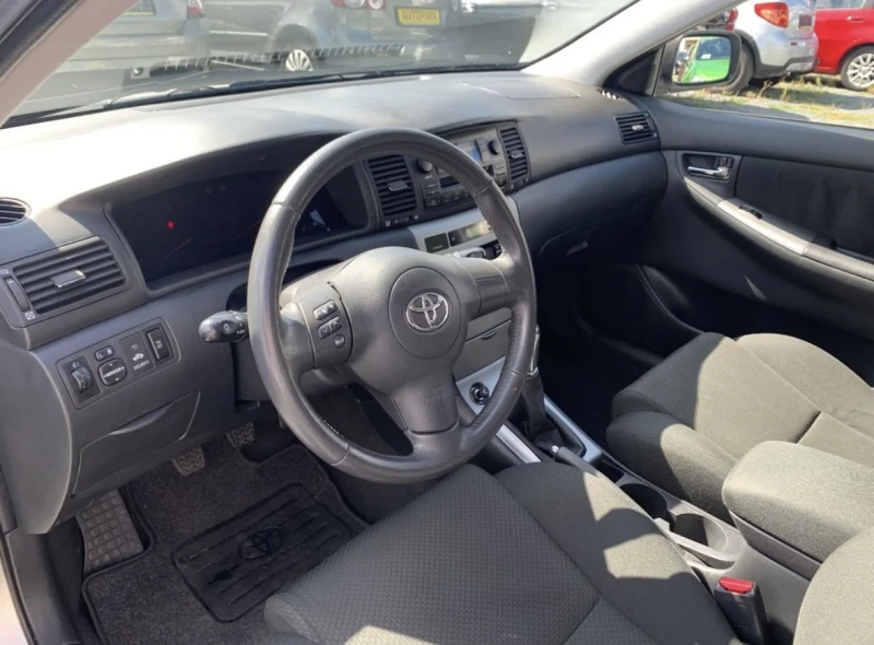Toyota Corolla 1, 6 VVT-i* FACELIFT* 110 KC* ИТАЛИЯ* КАТО НОВА, снимка 11 - Автомобили и джипове - 53180899