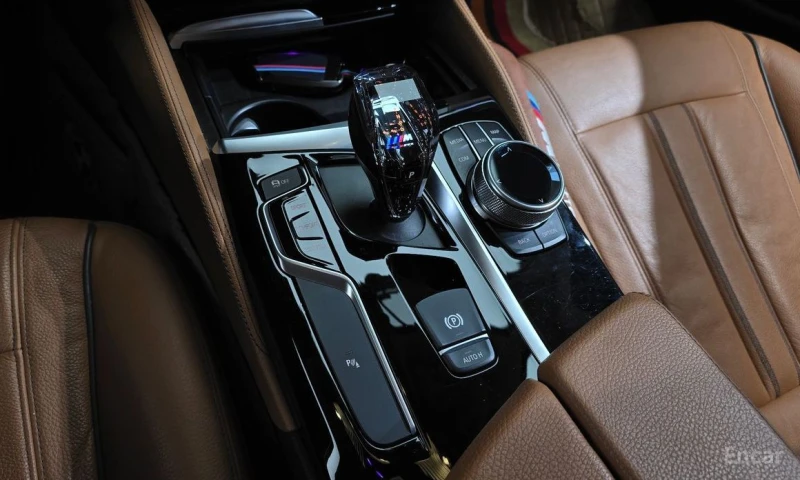 BMW 520, снимка 9 - Автомобили и джипове - 53378749