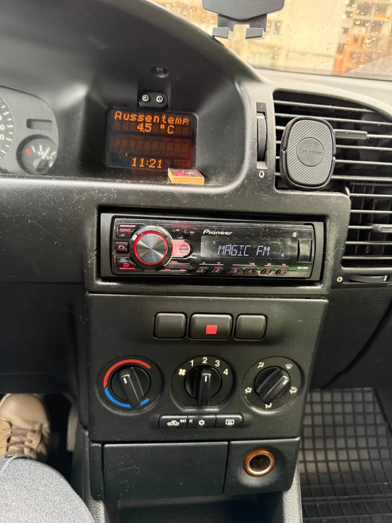 Opel Zafira, снимка 9 - Автомобили и джипове - 53404868