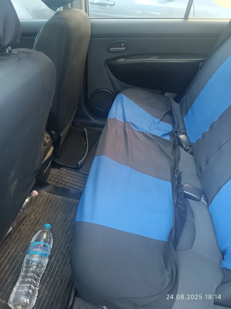 Kia Carens, снимка 7 - Автомобили и джипове - 53468302