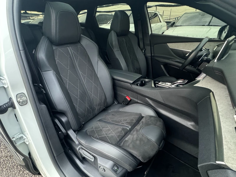 Peugeot 3008 2.0 HDi ! GT Line !, снимка 10 - Автомобили и джипове - 53470493