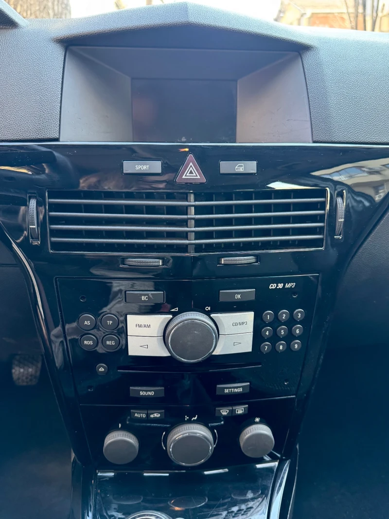 Opel Astra, снимка 8 - Автомобили и джипове - 53481835