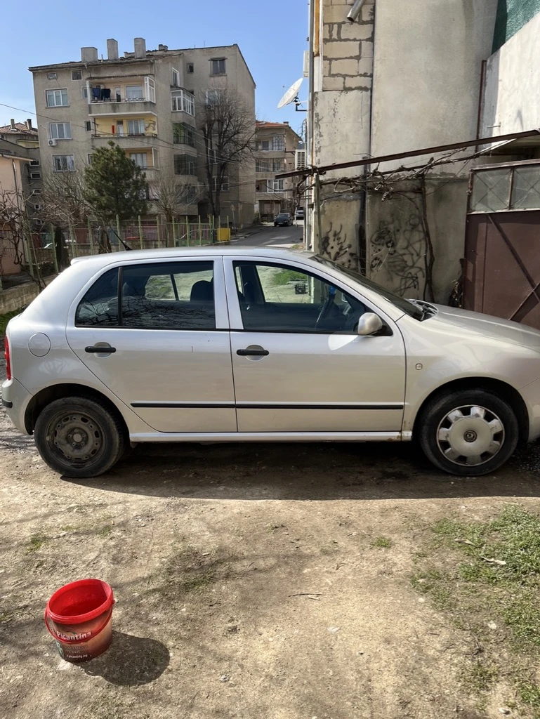 Skoda Fabia, снимка 5 - Автомобили и джипове - 53682059