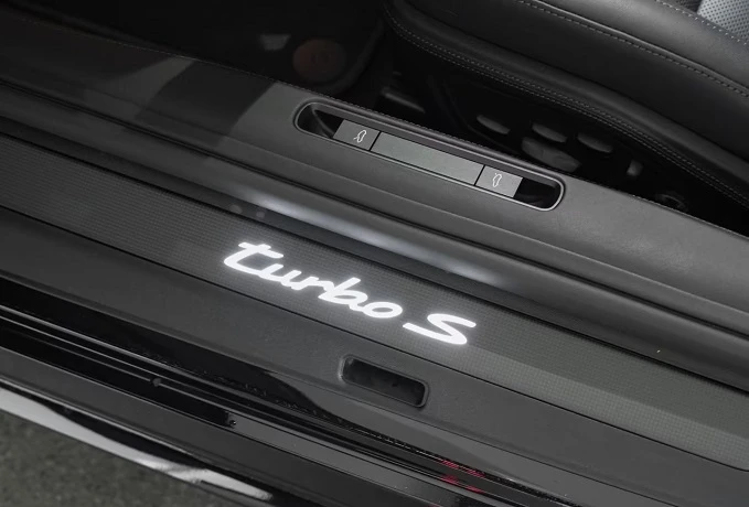 Porsche 911 Turbo S = SportDesign = Гаранция, снимка 6 - Автомобили и джипове - 55086295