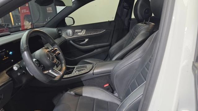 Mercedes-Benz E 350 E350 4MATIC AMG Line, снимка 7 - Автомобили и джипове - 55629188