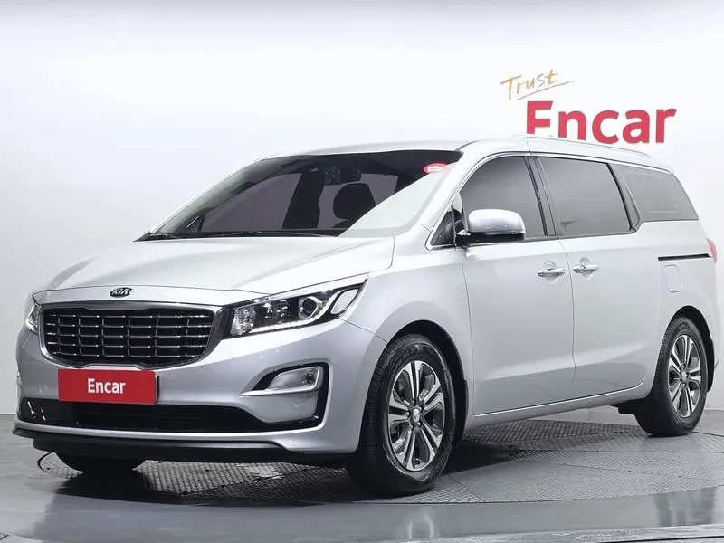 Kia Carnival 11-Seater Prestige