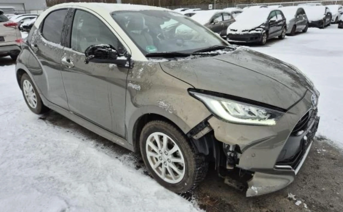 Toyota Yaris 1.5, снимка 1
