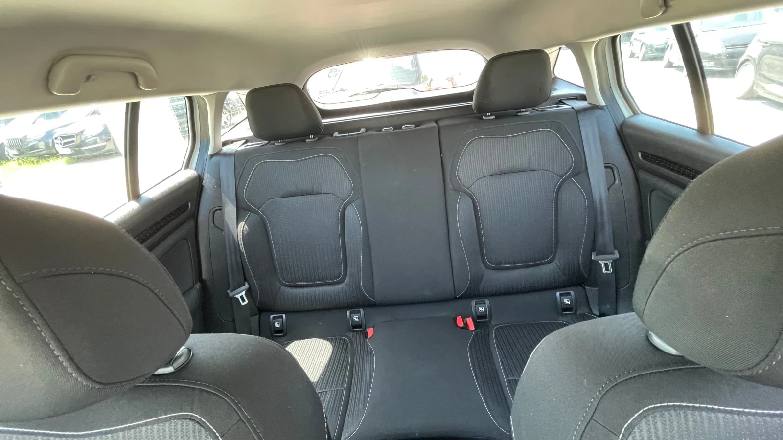 Renault Megane 1.5-DCI * АВТОМАТ* НАВИ* LED*  | Mobile.bg — изображение 11