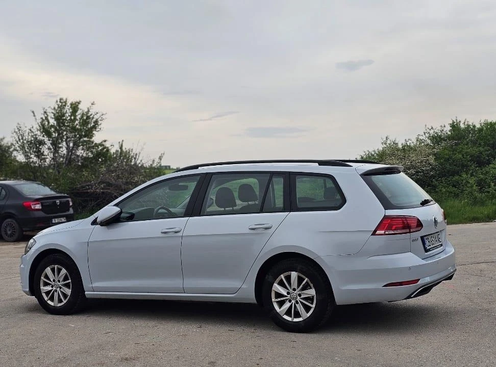 VW Golf Лична Кола 1 Собственик - изображение 3