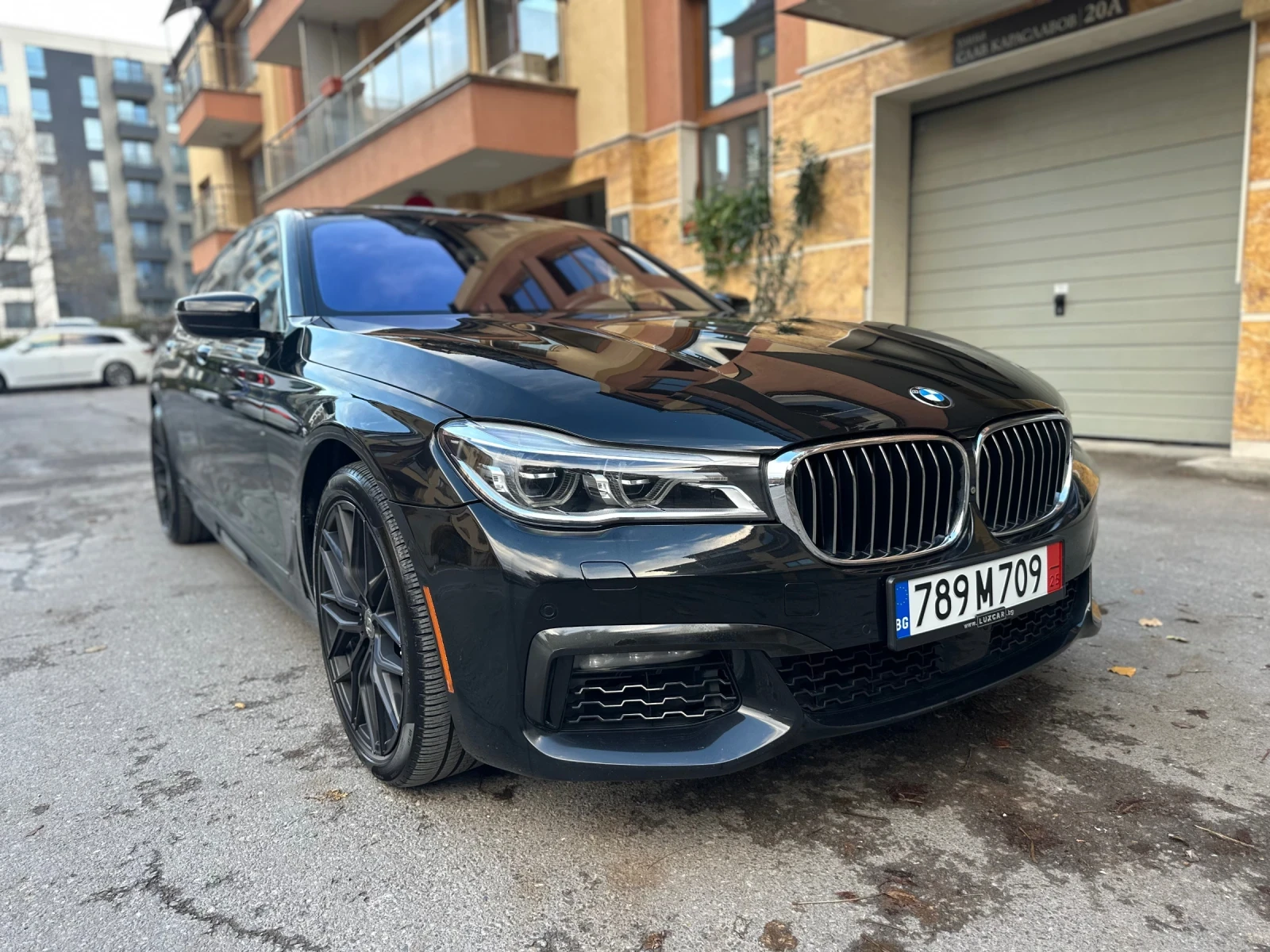 BMW 750 i xDrive M-pack FULL | Mobile.bg   17