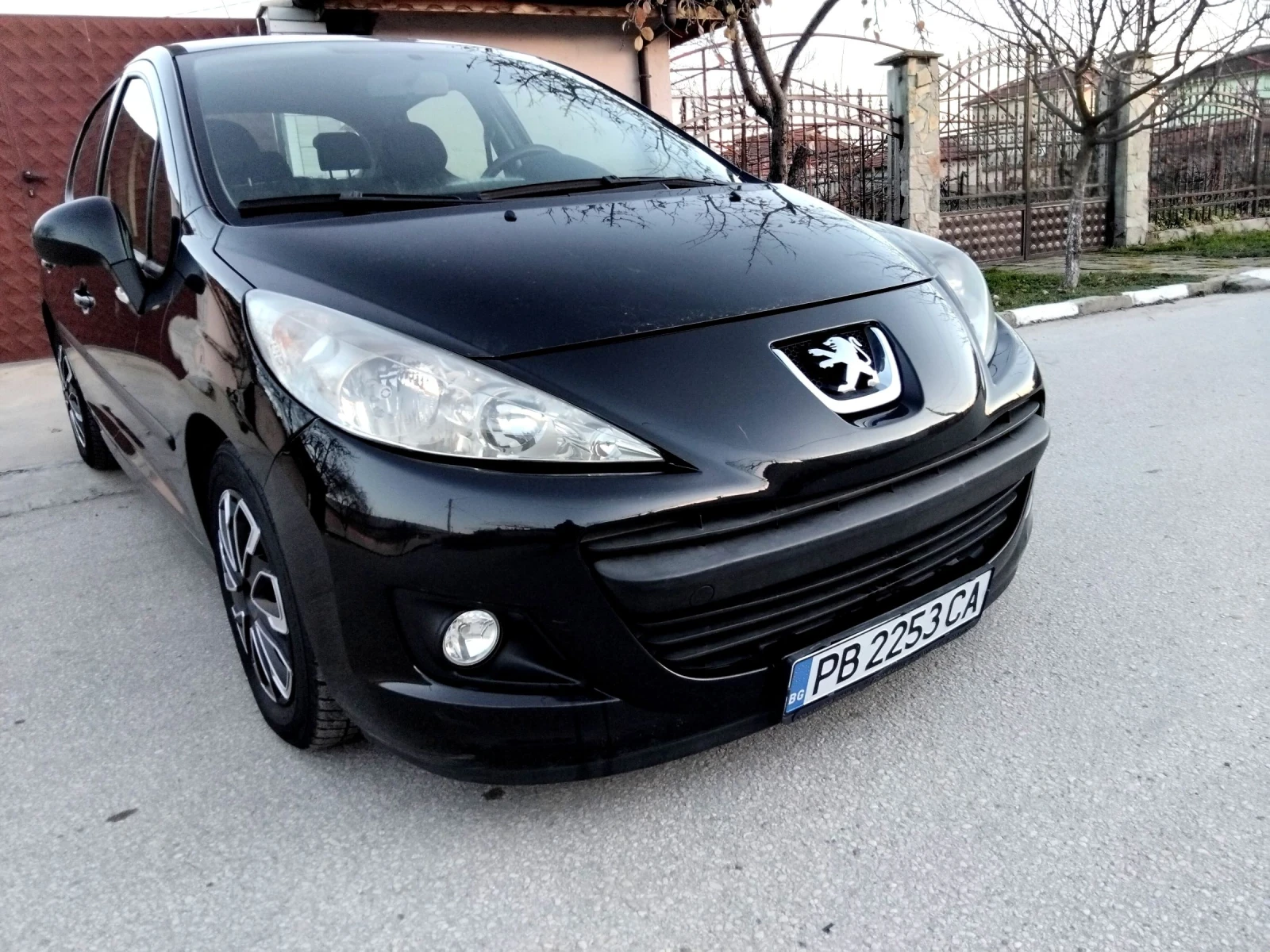 Peugeot 207 1.4i.75k + �����. ����� ���������. 2010�. | Mobile.bg � ����������� 1