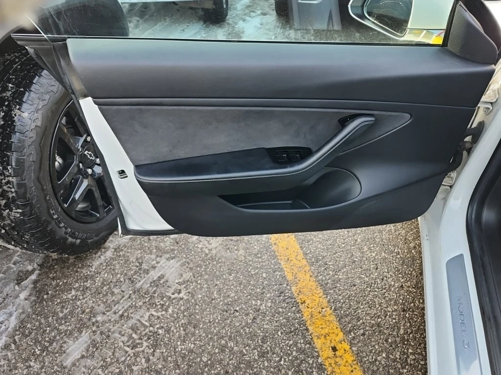 Tesla Model 3 * STANDARD RANGE PLUS * CARFAX * БЕЗ ПЪРВОНАЧАЛНА  - изображение 9