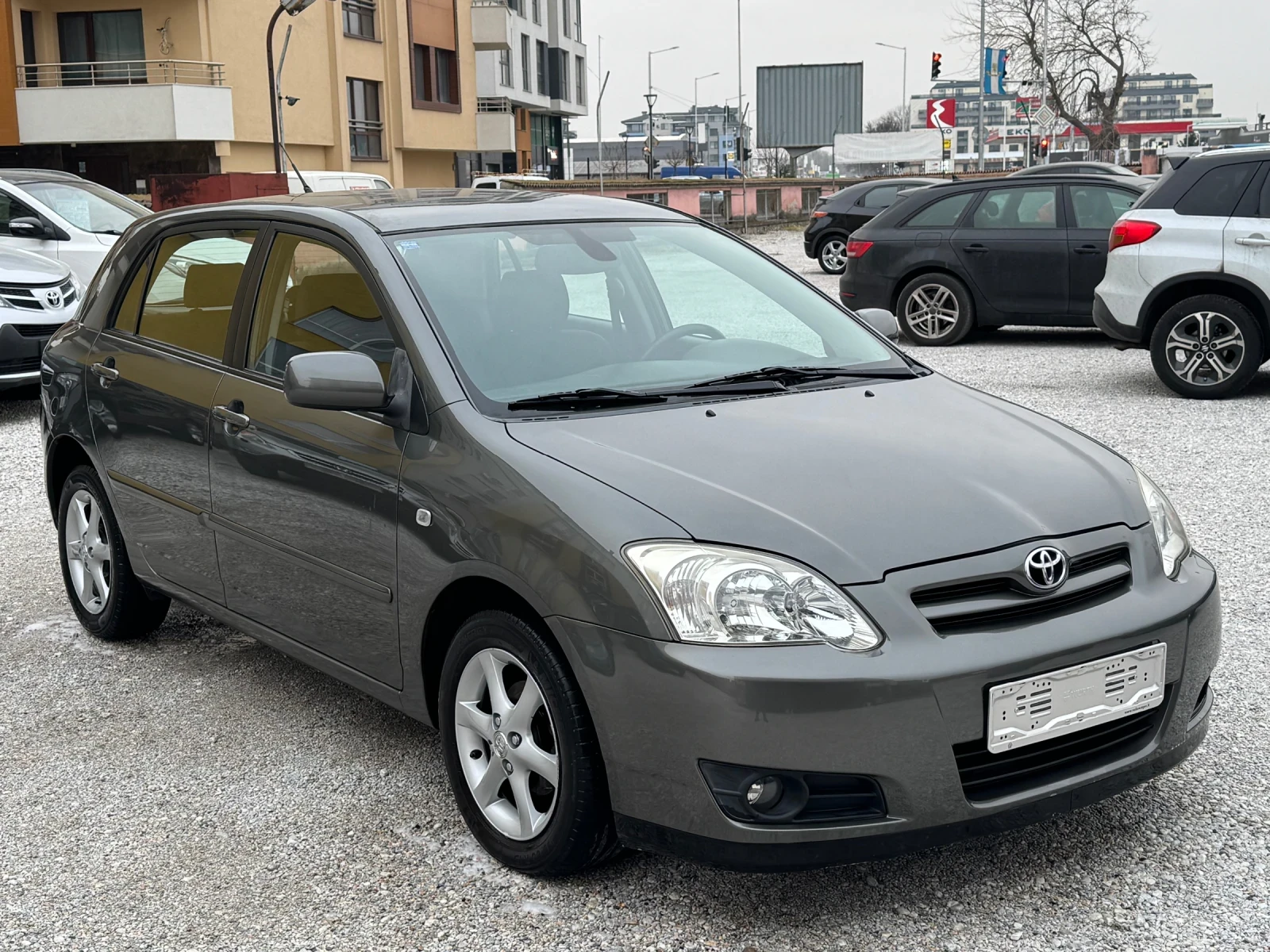 Toyota Corolla 1, 6 VVT-i* FACELIFT* 110 KC* ИТАЛИЯ* КАТО НОВА - изображение 4