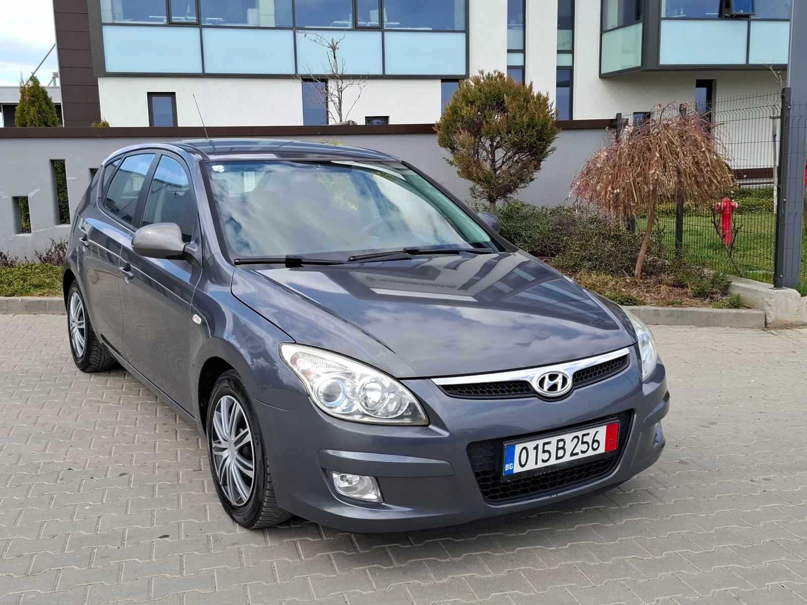 Hyundai I30 1.6CRDI* (90кс)* * КЛИМАТРОНИК* HOB BHOC*  | Auto.bg — изображение 1