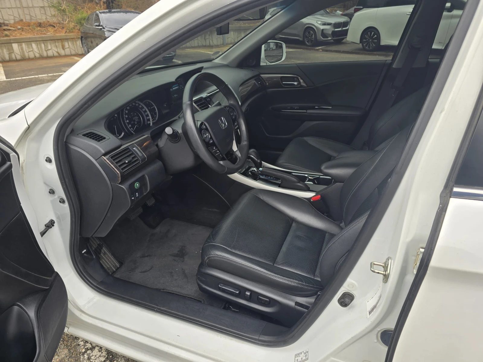 Honda Accord 2.4, снимка 14 - Автомобили и джипове - 54124188