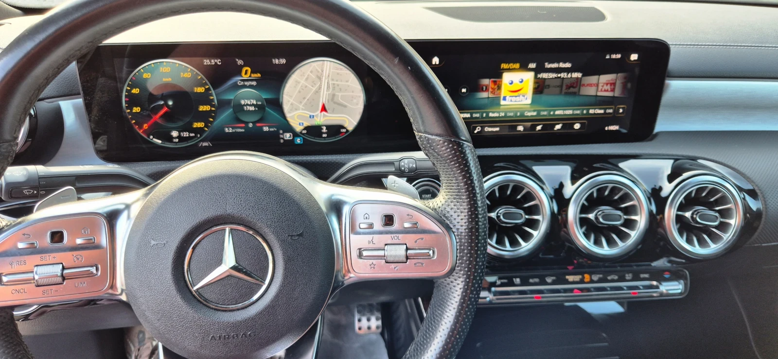 Mercedes-Benz CLA 200 CDI* EDITION* ПАНОРАМА* КАМЕРА, снимка 10 - Автомобили и джипове - 54230087