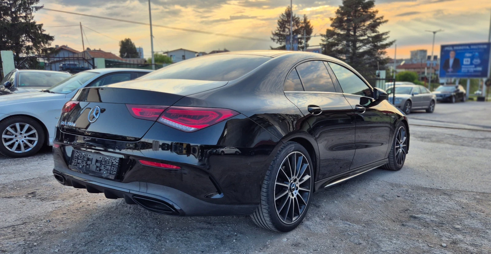 Mercedes-Benz CLA 200 CDI* EDITION* ПАНОРАМА* КАМЕРА, снимка 4 - Автомобили и джипове - 54230087