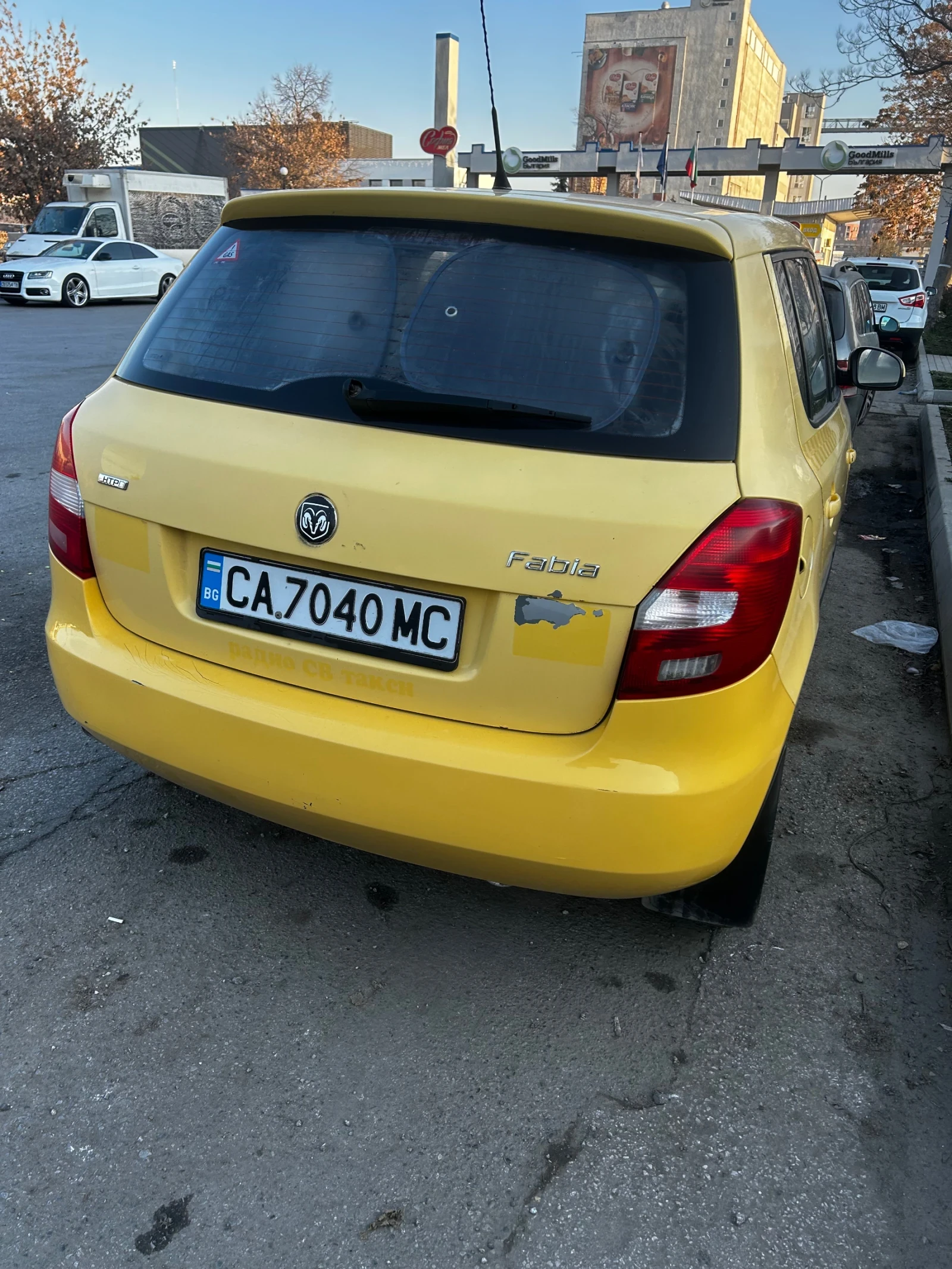 Skoda Fabia 1.2 газ, снимка 4 - Автомобили и джипове - 54635227