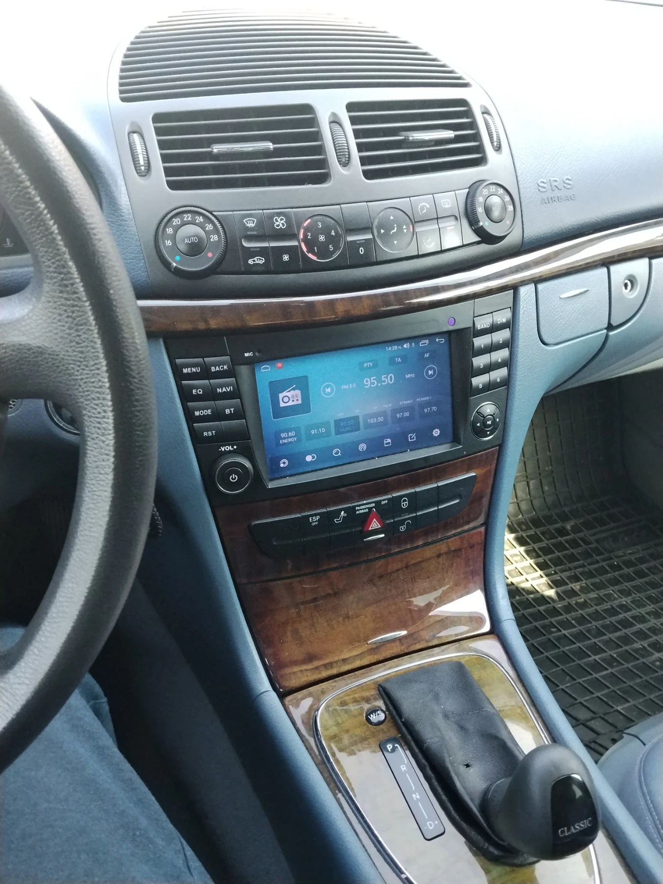 Mercedes-Benz E 220 | Mobile.bg � ����������� 15
