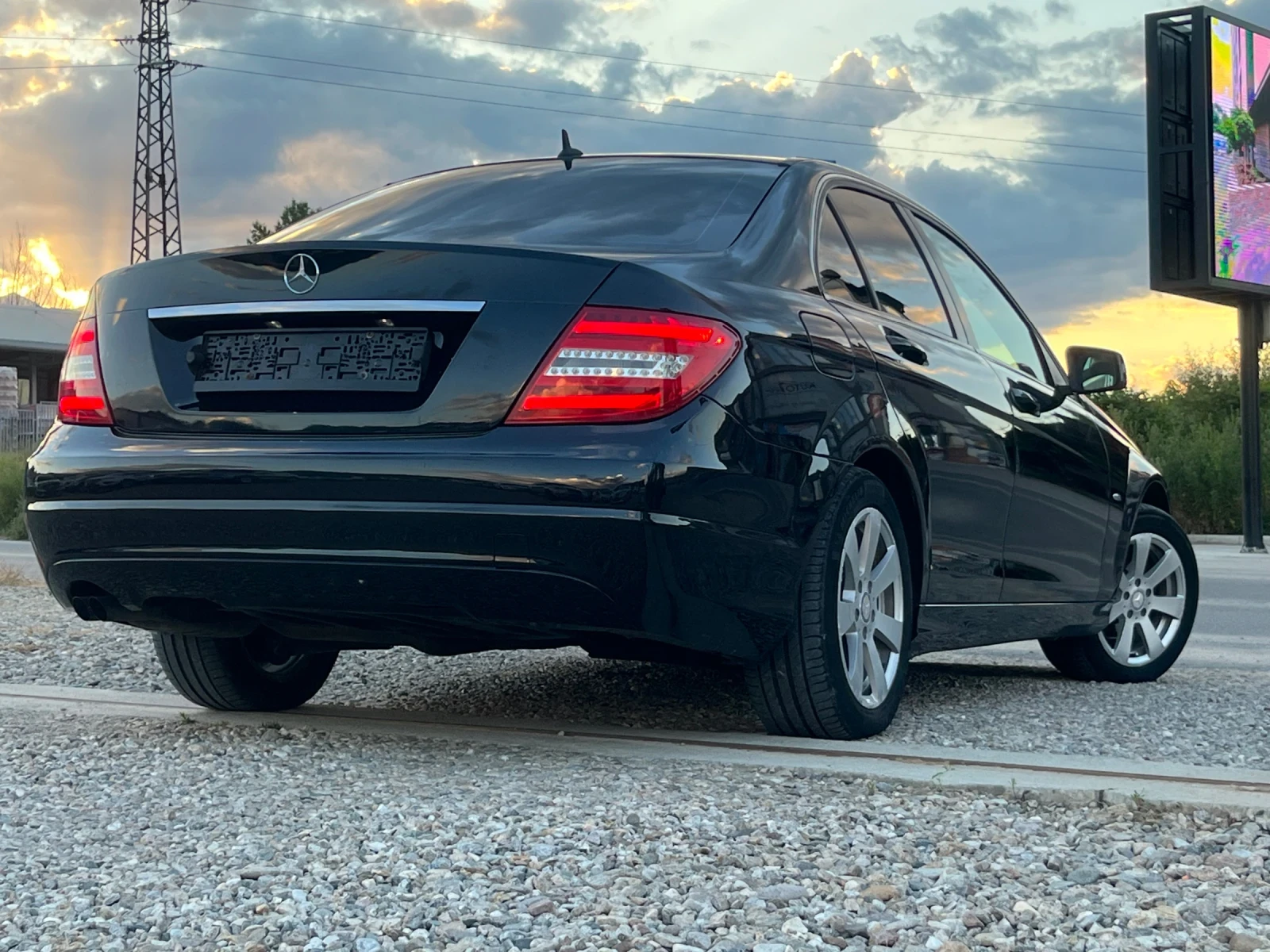 Mercedes-Benz C 200 220CDI.Face.Avtomat.Navi.Собствен лизинг!!!, снимка 4 - Автомобили и джипове - 54962694