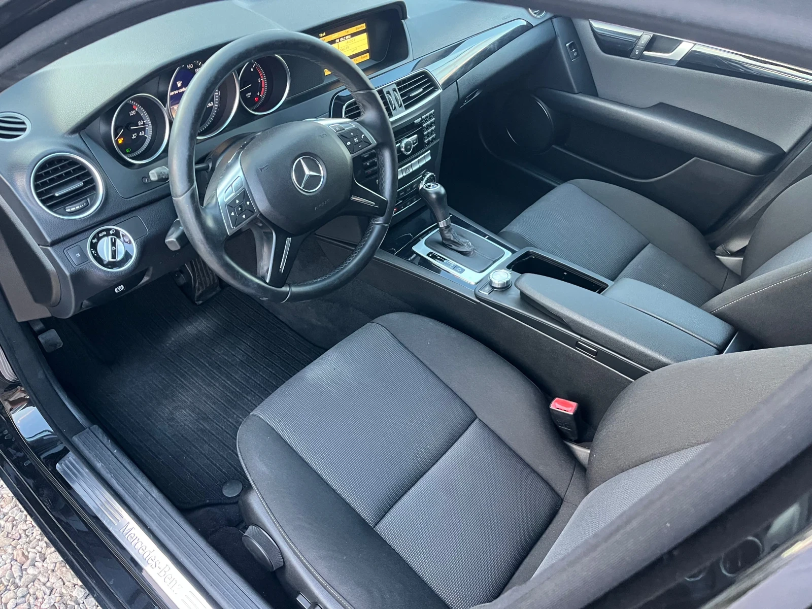 Mercedes-Benz C 200 220CDI.Face.Avtomat.Navi.Собствен лизинг!!!, снимка 9 - Автомобили и джипове - 54962694