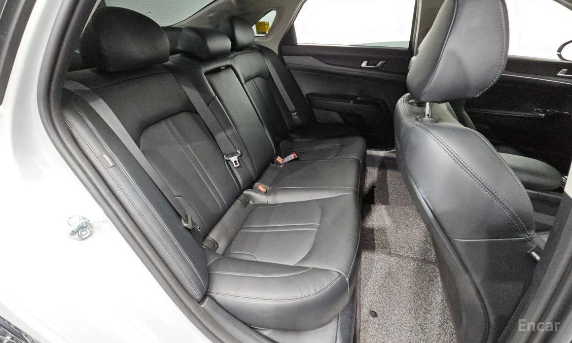 Kia K5, снимка 11 - Автомобили и джипове - 55642288
