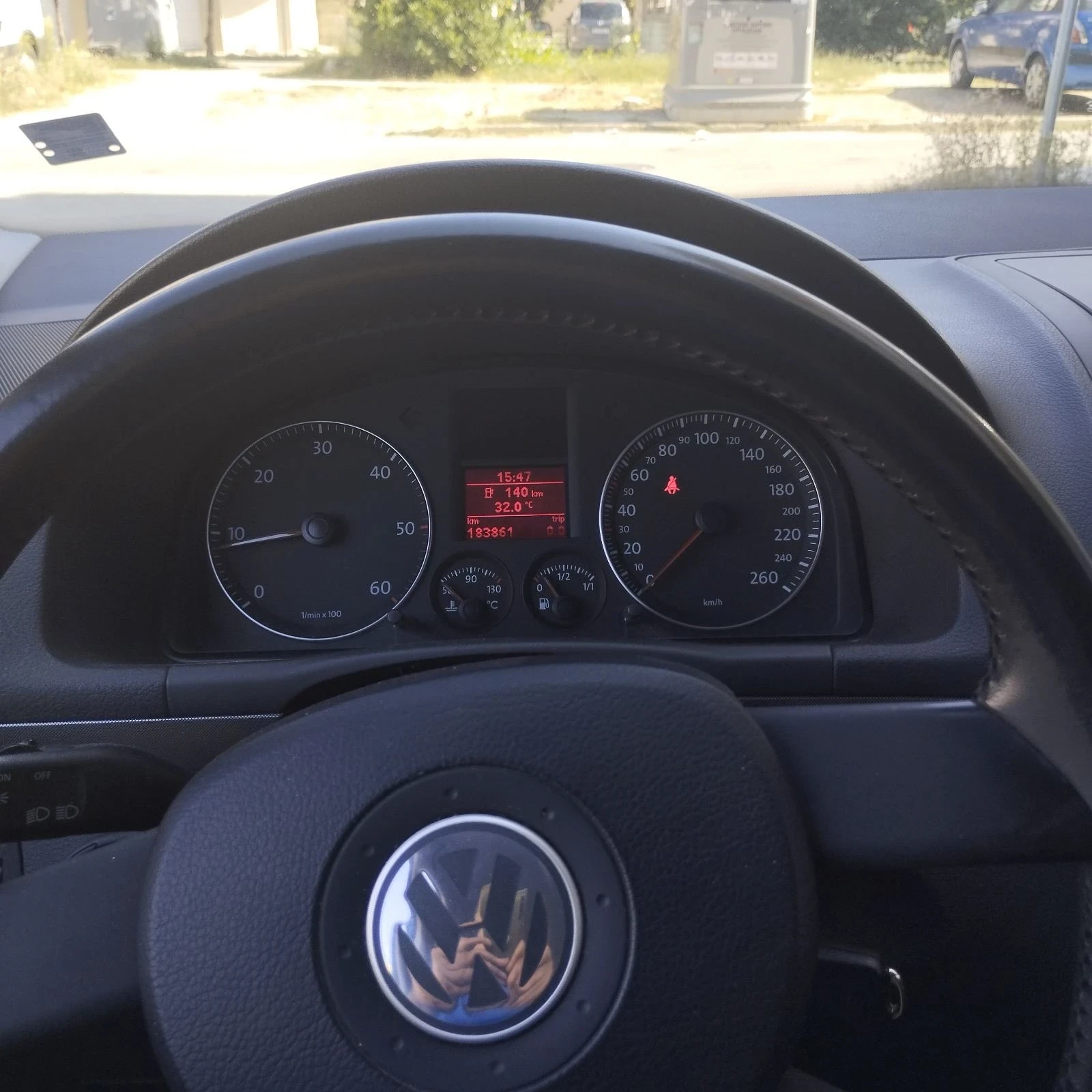 VW Touran 2.0, снимка 4 - Автомобили и джипове - 55790463