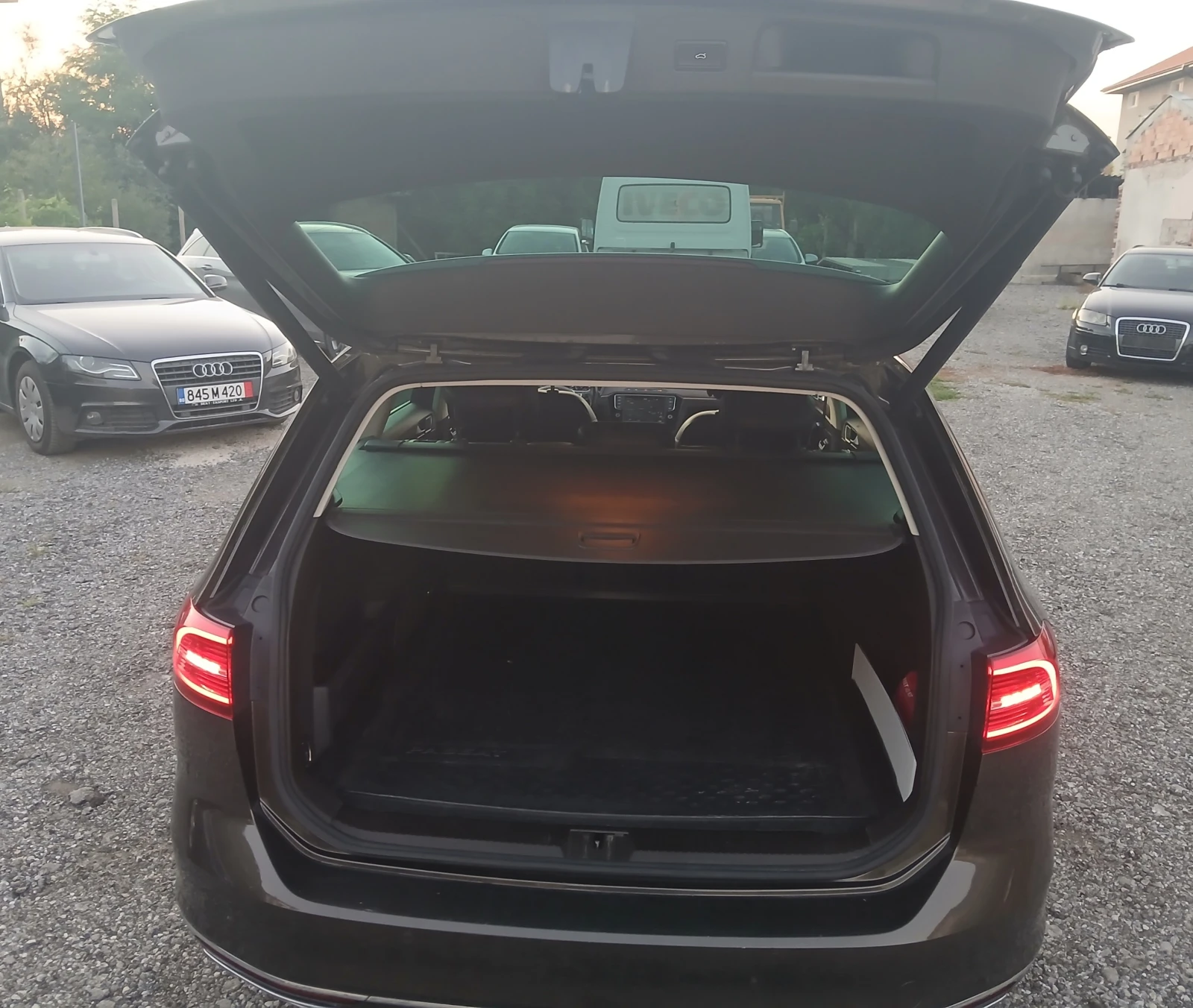 VW Passat 2.0Tdi/239/4motion, снимка 11 - Автомобили и джипове - 56014630