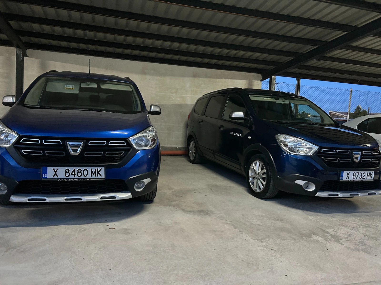 Dacia Lodgy 1.3 Benzin, снимка 14 - Автомобили и джипове - 56184281