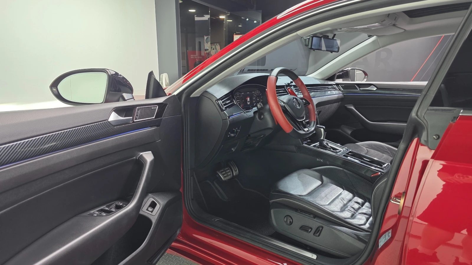 VW Arteon 2.0 TDI Prestige, снимка 10 - Автомобили и джипове - 56289829