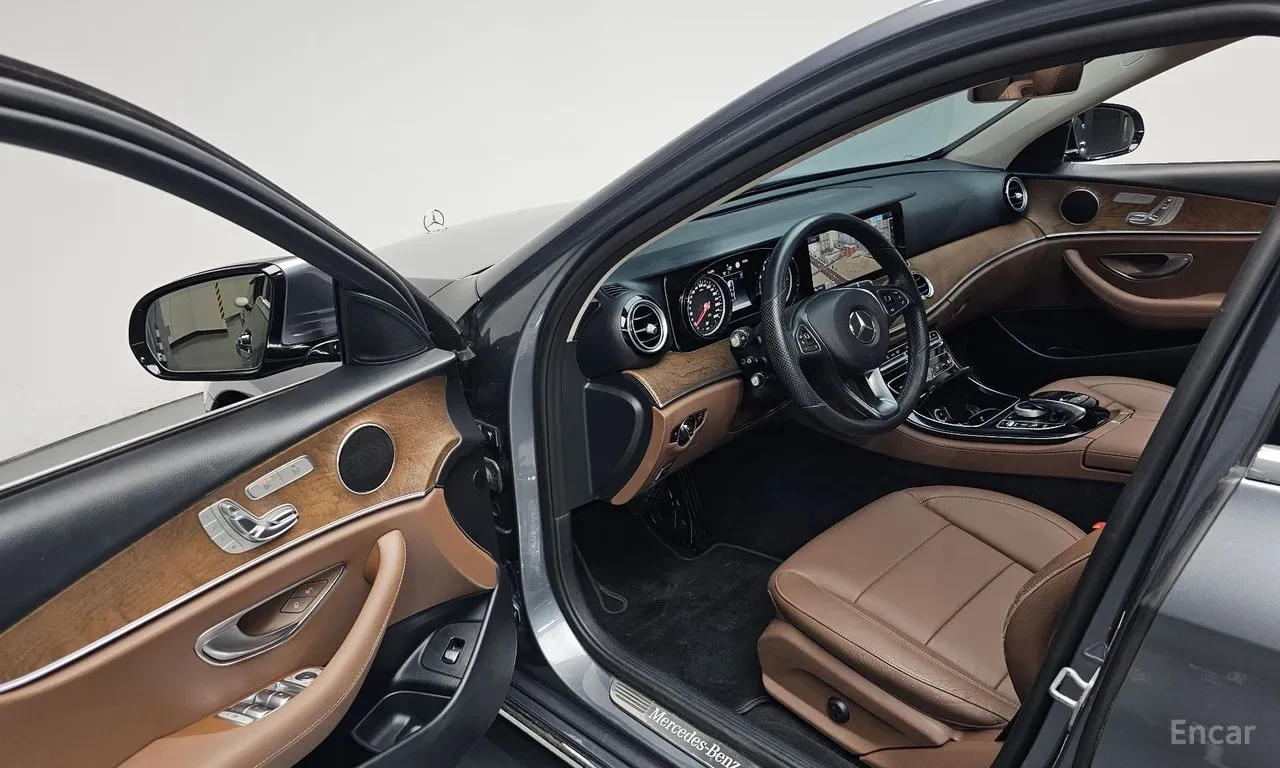 Mercedes-Benz E 300 ����* �������* ������* 360* �������*  | Mobile.bg � ����������� 5