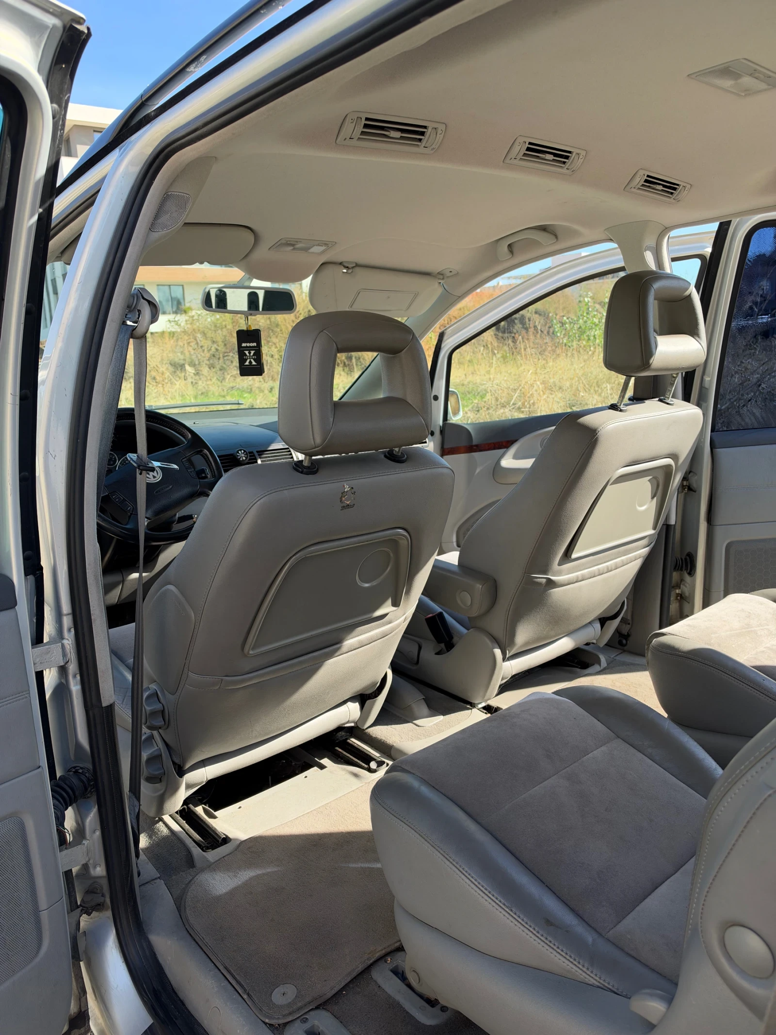 VW Sharan, снимка 10 - Автомобили и джипове - 56635362