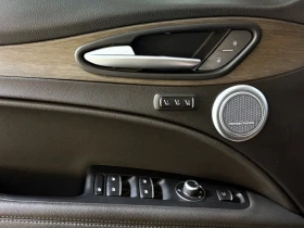 Alfa Romeo Stelvio Ti Sport AWD* HARMAN KARDON* PANO* MEMORY* KEYLESS, снимка 10