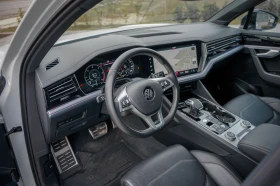 VW Touareg 3.0 R-LINE V6 TDI, снимка 10