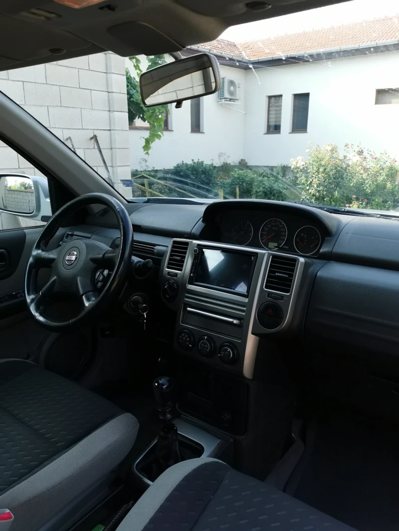 Nissan X-trail, снимка 9 - Автомобили и джипове - 47770598