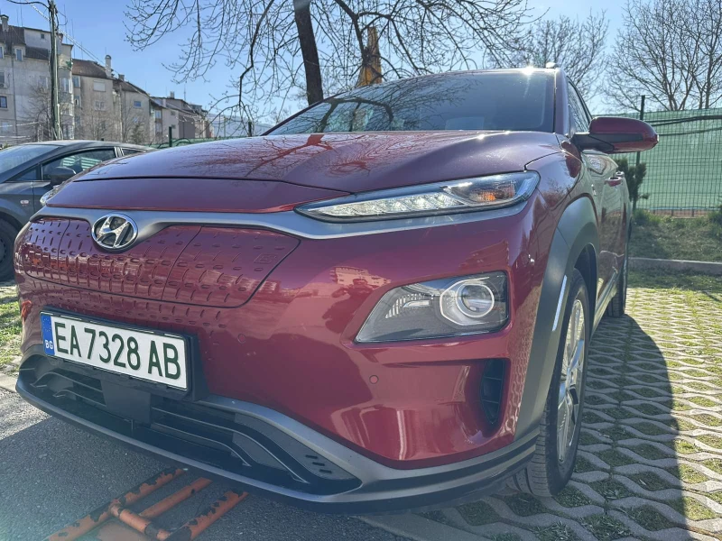 Hyundai Kona PREMIUM 64KWh FULL ASSIST/HEADUP/DISSTR/SOH99%, снимка 3 - Автомобили и джипове - 49586804