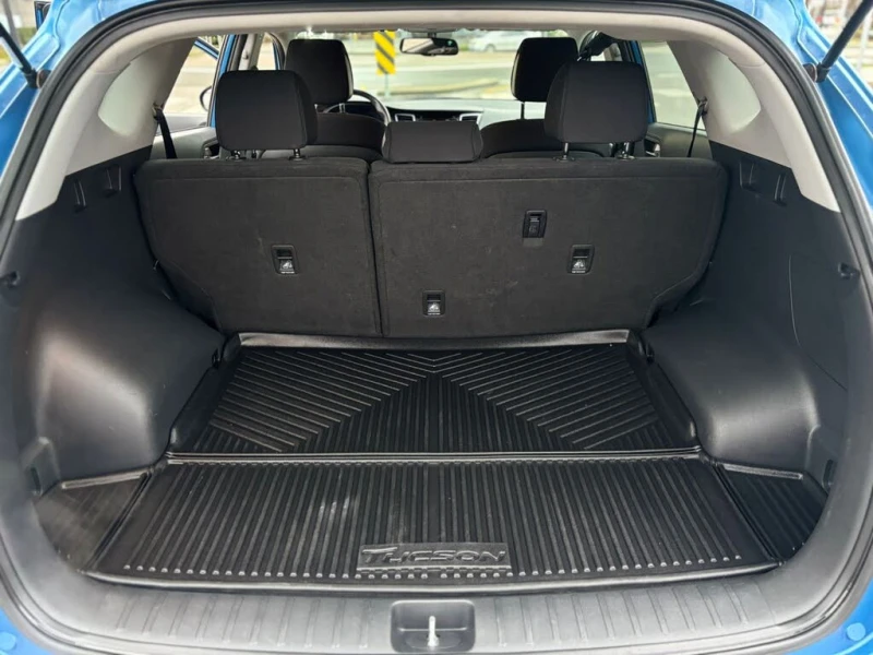 Hyundai Tucson Premium AWD* BLINDSPOT* CARFAX* CAM* ПОДГРЕВ, снимка 17 - Автомобили и джипове - 53193237