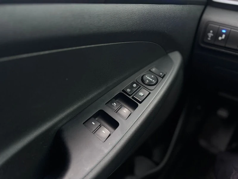 Hyundai Tucson Premium AWD* BLINDSPOT* CARFAX* CAM* ПОДГРЕВ, снимка 10 - Автомобили и джипове - 53193237