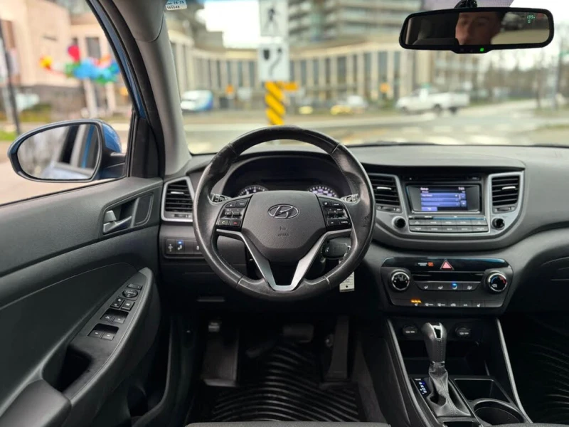 Hyundai Tucson Premium AWD* BLINDSPOT* CARFAX* CAM* ПОДГРЕВ, снимка 8 - Автомобили и джипове - 53193237