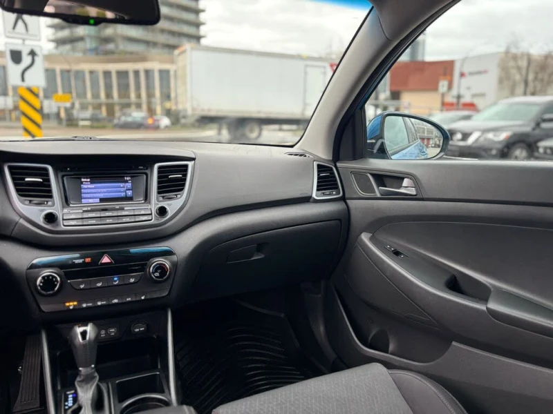 Hyundai Tucson Premium AWD* BLINDSPOT* CARFAX* CAM* ПОДГРЕВ, снимка 9 - Автомобили и джипове - 53193237