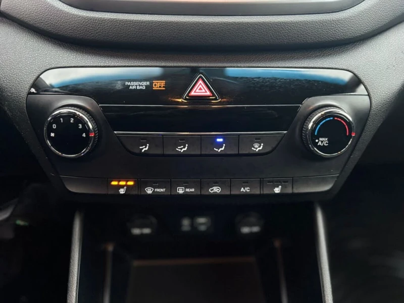 Hyundai Tucson Premium AWD* BLINDSPOT* CARFAX* CAM* ПОДГРЕВ, снимка 13 - Автомобили и джипове - 53193237