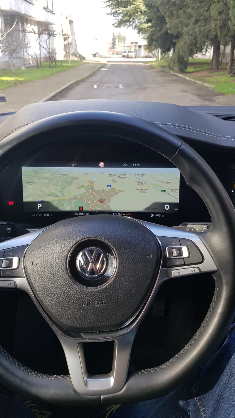 VW Touareg Elegance, снимка 15 - Автомобили и джипове - 53393756