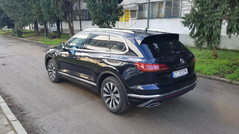 VW Touareg Elegance, снимка 2 - Автомобили и джипове - 53393756