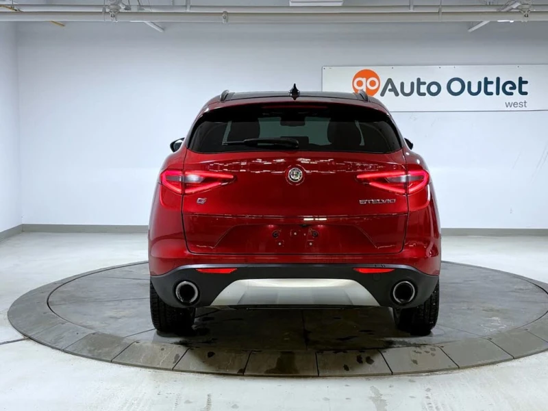 Alfa Romeo Stelvio Ti Sport AWD* HARMAN KARDON* PANO* MEMORY* KEYLESS, снимка 6 - Автомобили и джипове - 53502657