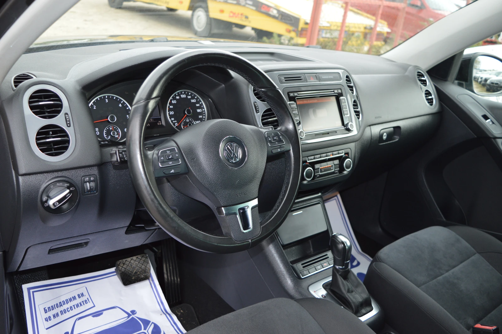 VW Tiguan 2.0TDI-140k.c.DSG 4X4 HIGHLINE | Mobile.bg   6