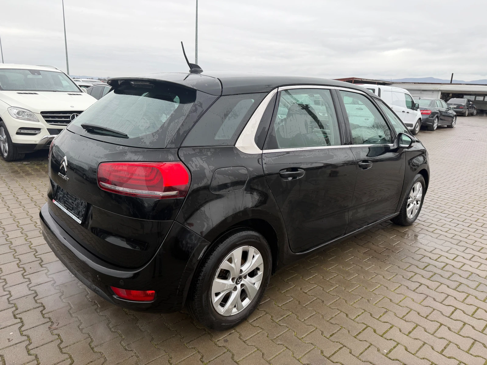 Citroen C4 Picasso SPACETOURER 1.5HDI KOJA/NAVI EURO 6 - изображение 6