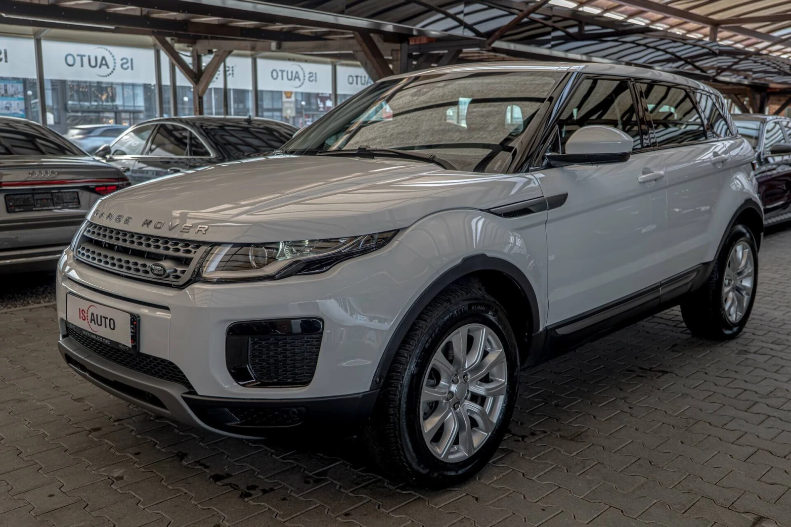 Land Rover Range Rover Evoque 2.0TD4/Камера/Панорама/Климатроник/ - изображение 3